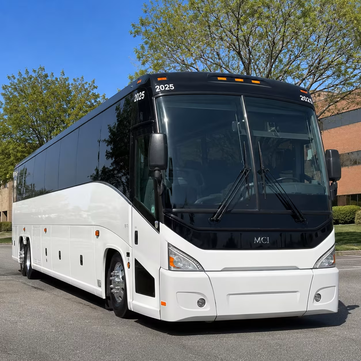 manhattan charter bus rentals for javits center conventions