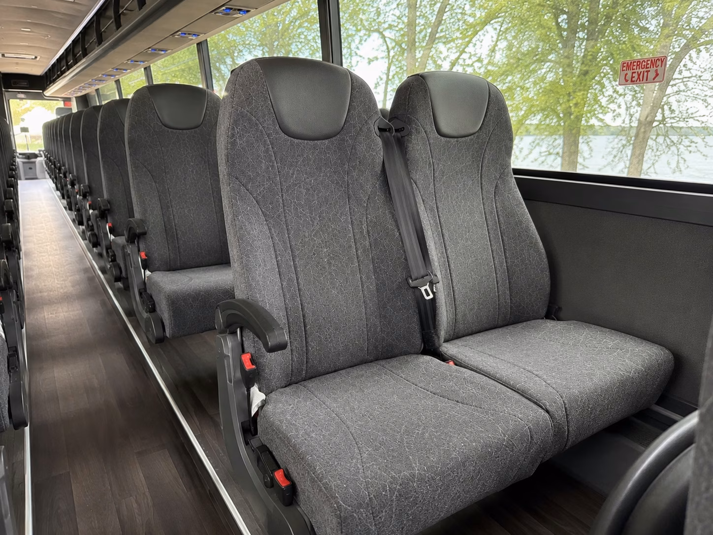 newark airport charter bus rentals for west side manhattan groups