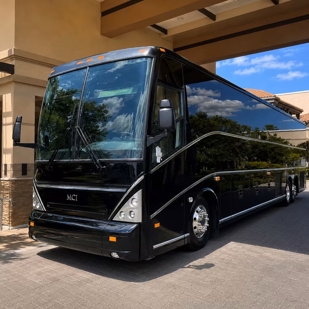 rent manhattan party buses for bachelorette nights and private events